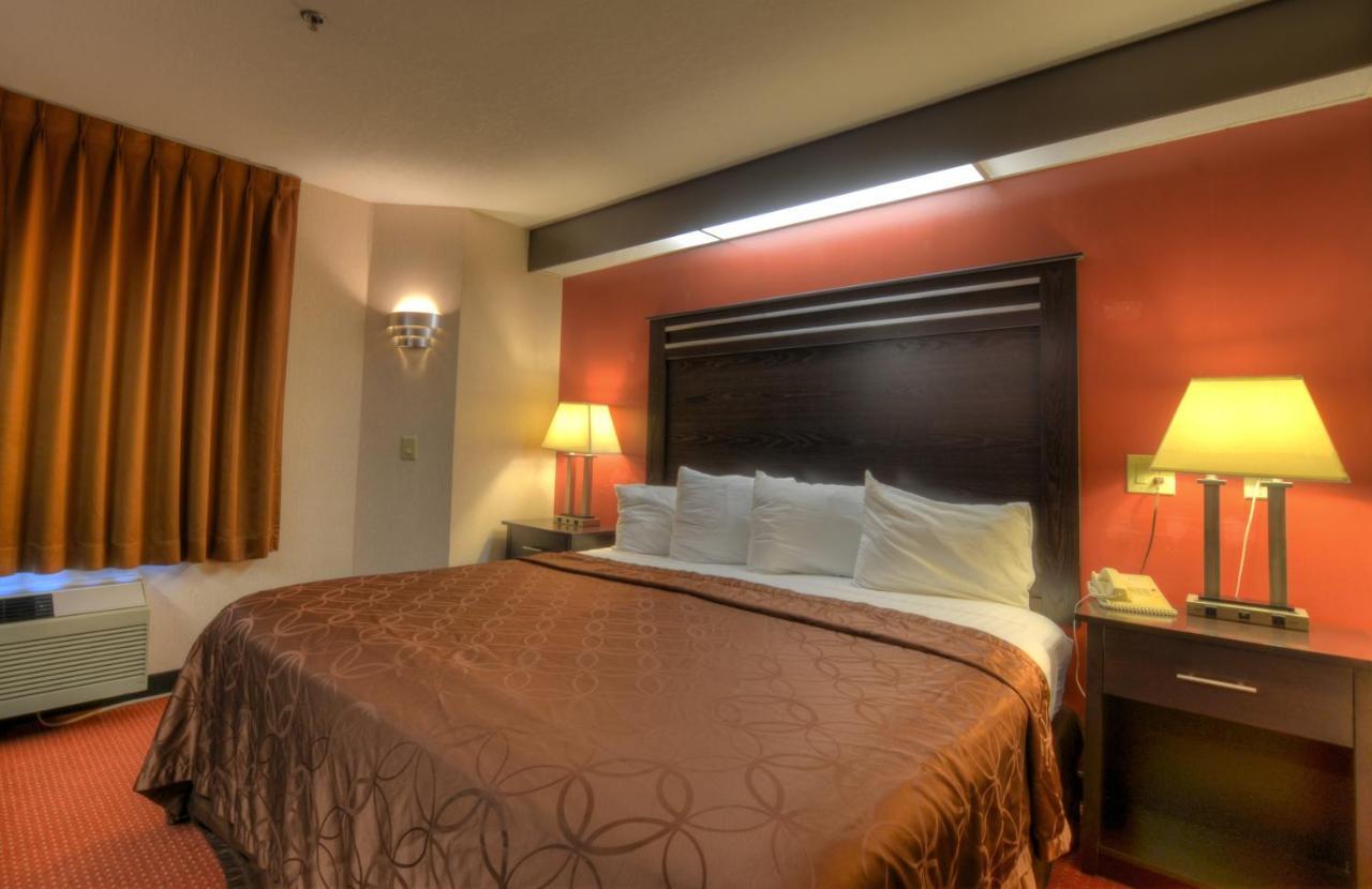 Smoky Mountain Inn & Suites Черокі Екстер'єр фото