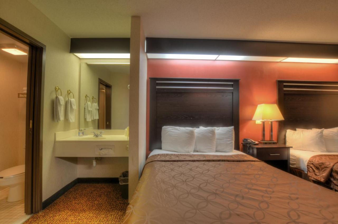 Smoky Mountain Inn & Suites Черокі Екстер'єр фото